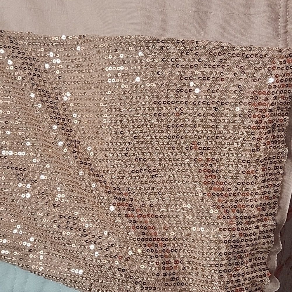 Pink sequin tank top - Picture 6 of 8